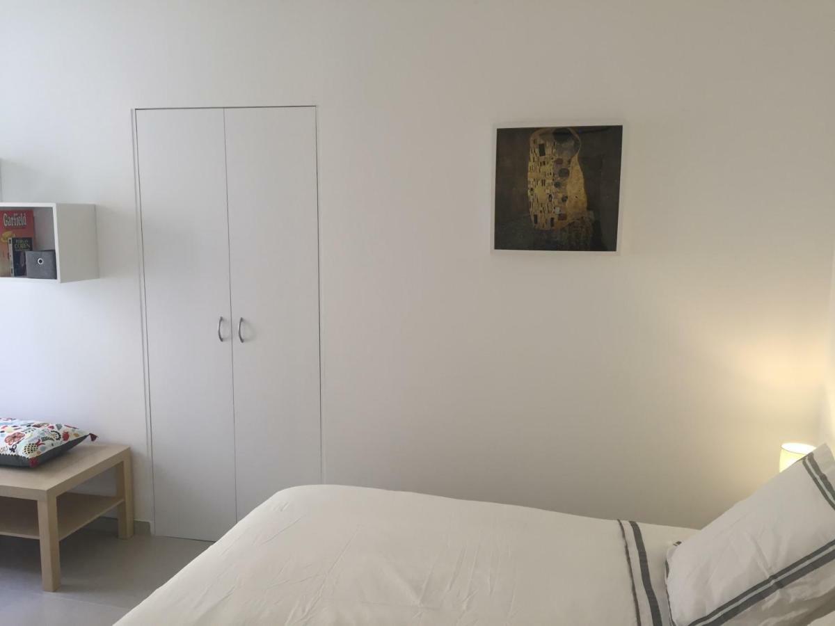 Menton deux pièces rue piétonne situation idéale Esterno foto