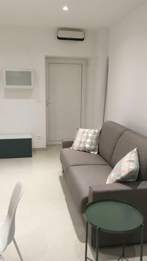 Menton deux pièces rue piétonne situation idéale Esterno foto